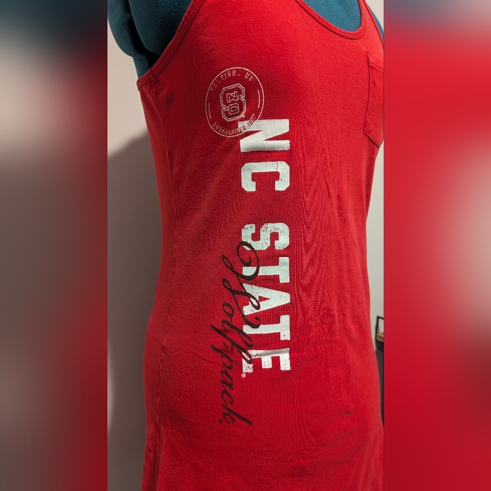 Women's NC State dress racerback tank top red stretchy 34" sz Small